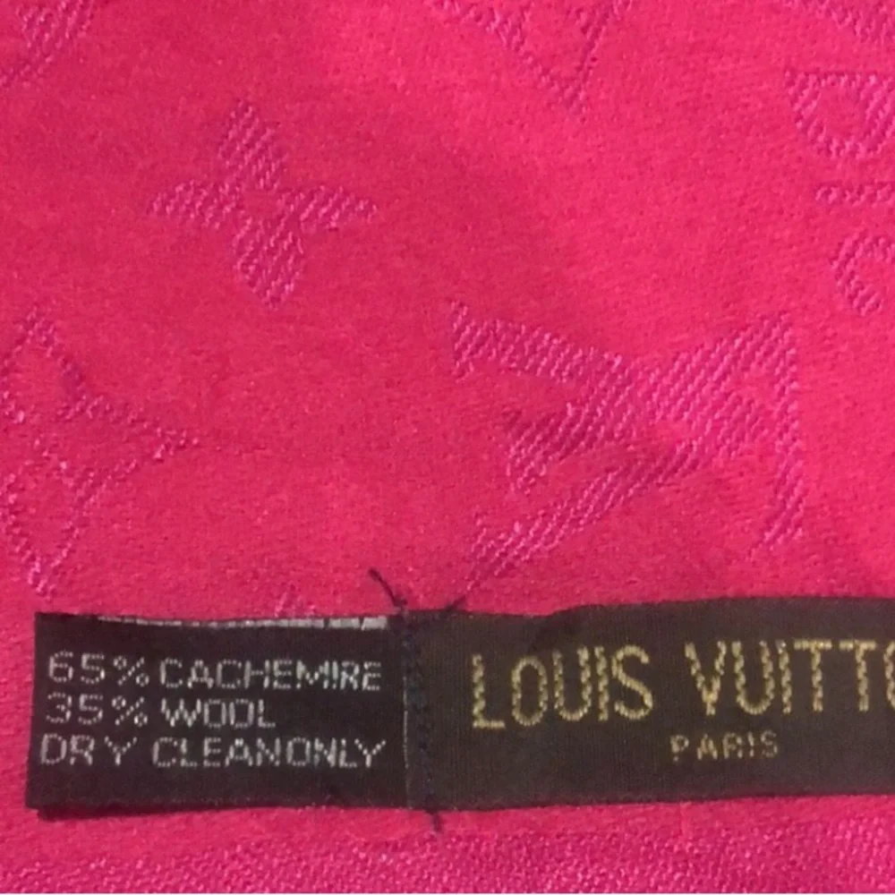 Authentic Louis Vuitton monogram scarf - Picture 4 of 4